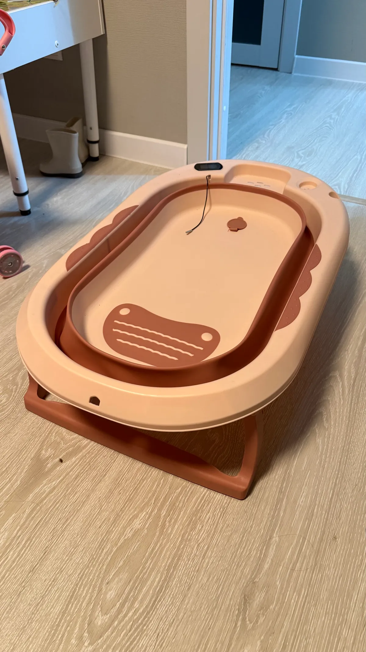 Детская складная ванночка с силиконовыми вставками для ухода за новорожденными, малышами с матрасиком, встроенным термометром для воды